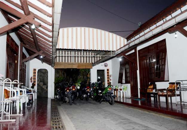 Fortuna Guest House Jogyakarta Zewnętrze zdjęcie